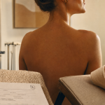 Entorse cervicale temps de guérison : bandage cervical en kinésithérapie